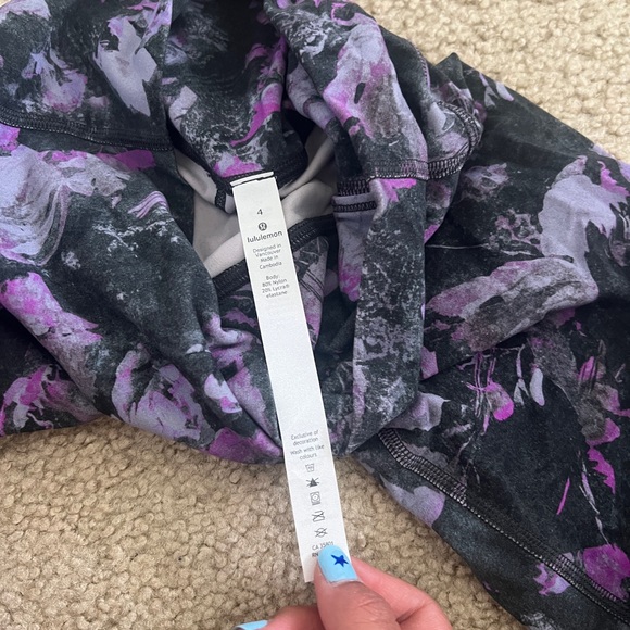 Lululemon leggings - Picture 4 of 4